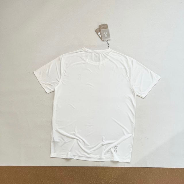 On Core Tee & 5” Core Shorts